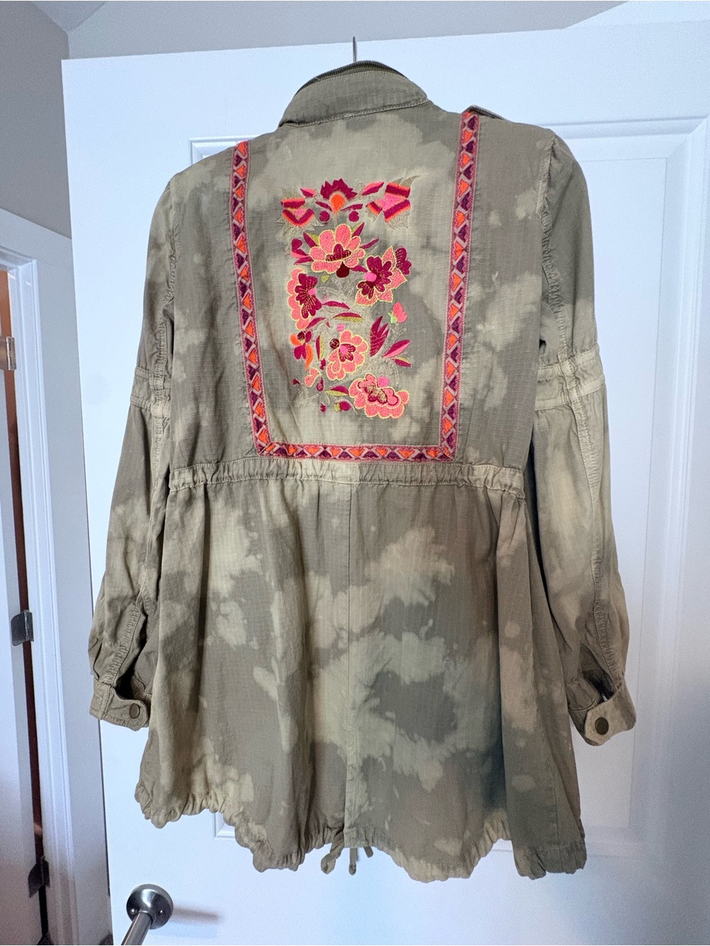 Free People / Urban Outfitters Embroidered Olive Green Women's Utility Jacket